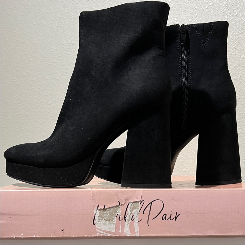 Wild Pair Black Heeled Boots